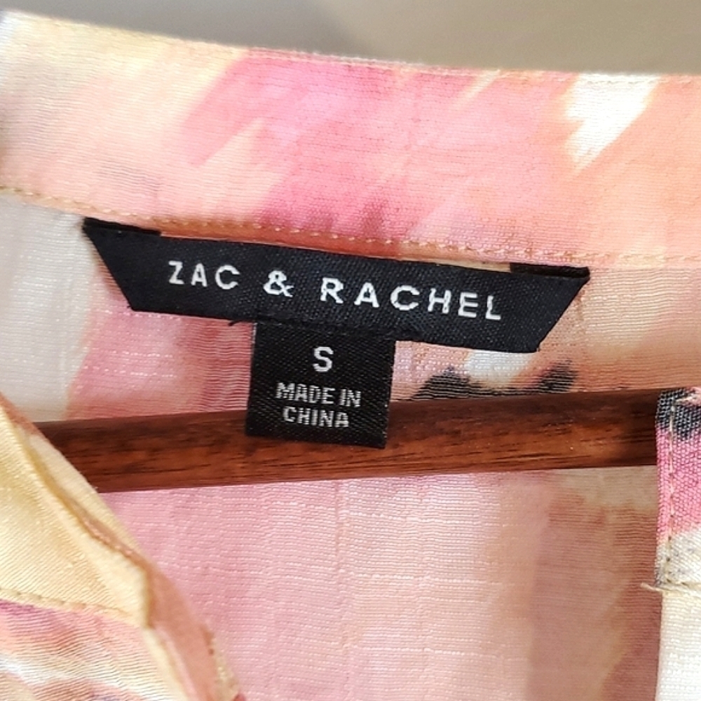 Zac & Rachel Floral Ruffle‎ Top - Picture 4 of 6